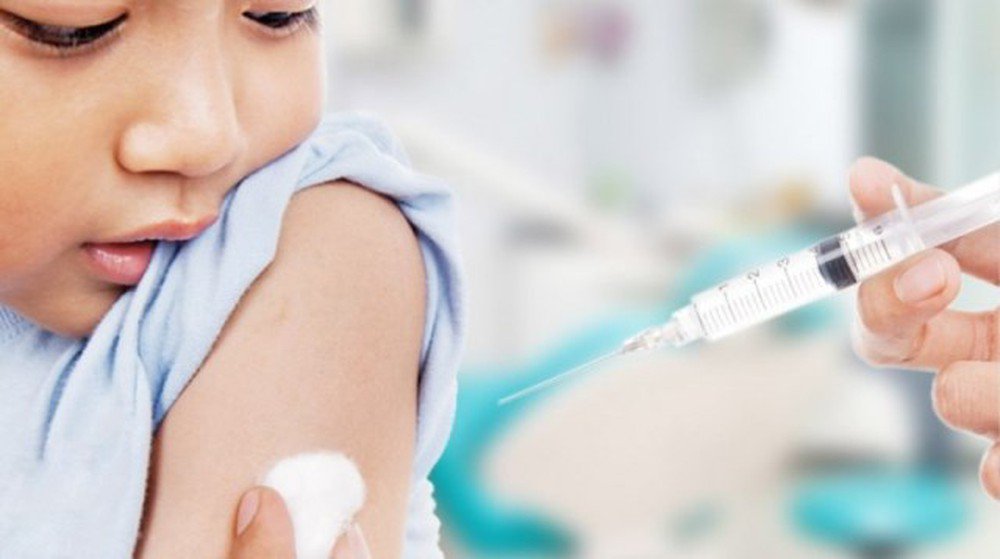 Khi nào không nên tiêm vắc-xin cho trẻ?
