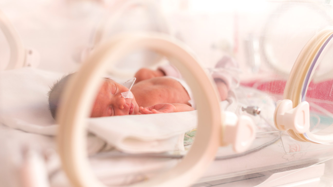 Sinh non là tình trạng em bé chào đời trước tuần 37 của thai kỳ