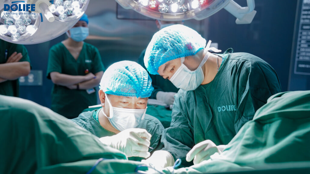 Điều trị Trĩ hỗn hợp bằng phương pháp Longo tại Bệnh viện Quốc tế Dolife