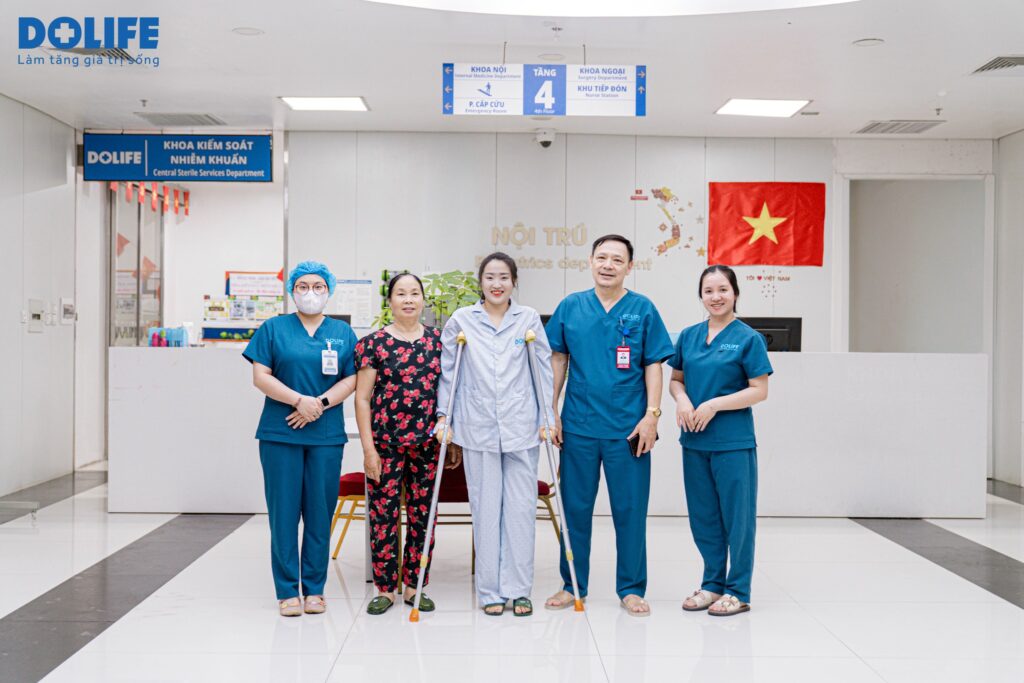 Nữ giáo viên tìm lại bước đi vững vàng sau chấn thương dây chằng tại Bệnh viện Quốc tế Dolife