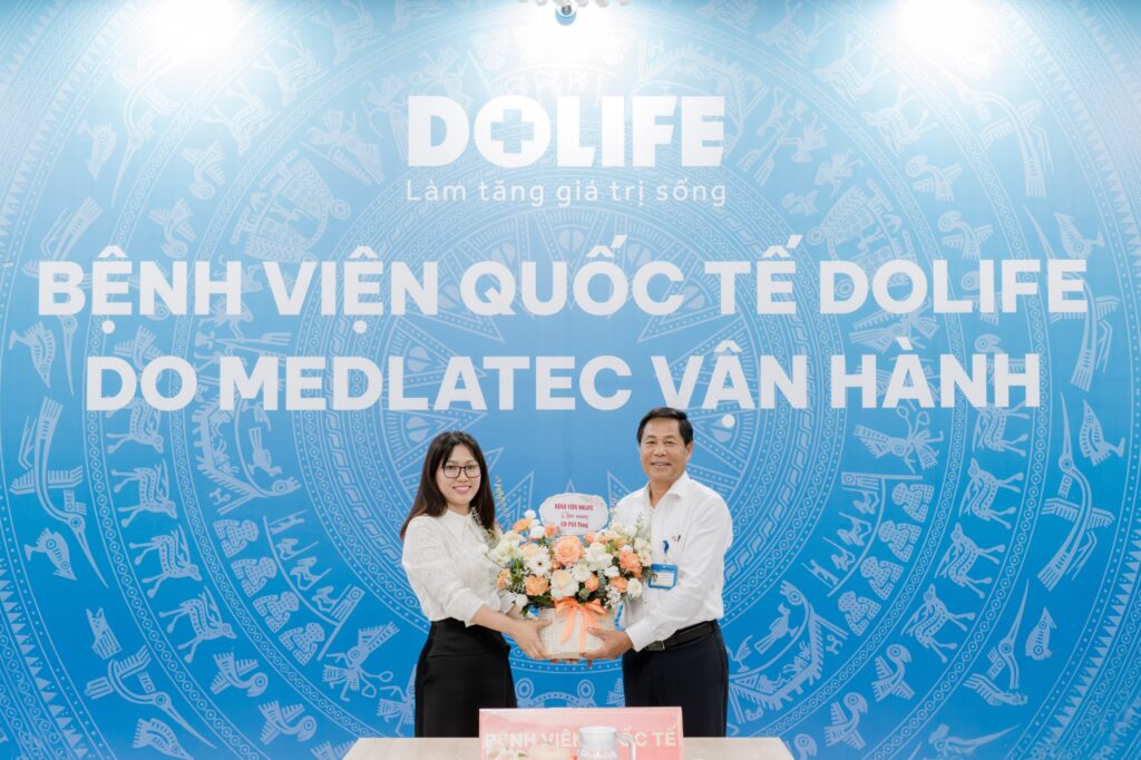 BỆNH VIỆN QUỐC TẾ DOLIFE TRÂN TRỌNG CHÀO ĐÓN THẦY THUỐC NHÂN DÂN, BÁC SĨ CAO CẤP,  PGS. HÀ HỮU TÙNG CHÍNH THỨC ĐẢM NHIỆM VỊ TRÍ GIÁM ĐỐC CHUYÊN MÔN